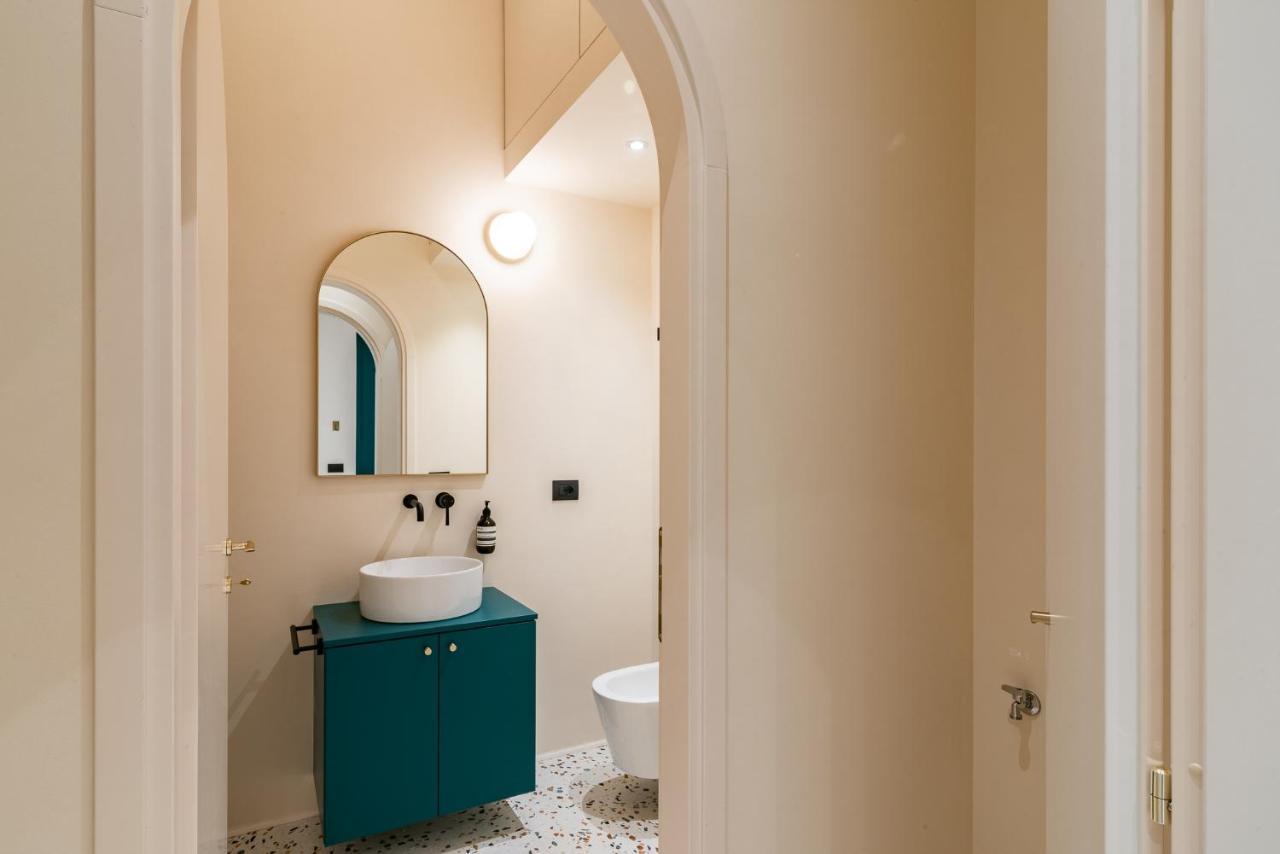 Youhosty - Borgonuovo 4 Milan Exterior photo